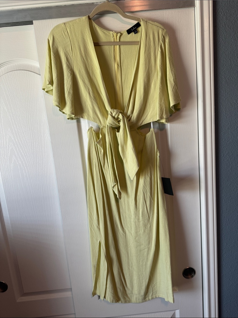 NWT Lulus Light Lime Tie-Front Cut Out Midi Dress